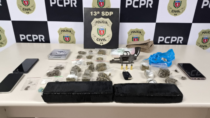 POLÍCIA CIVIL DE PONTA GROSSA APREENDE DROGAS E ARMA DE FOGO EM OPERAÇÃO NO BAIRRO NEVES