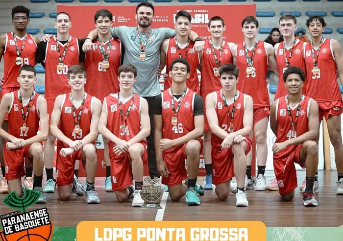 LDPG/PONTA GROSSA CONQUISTA O TRICAMPEONATO DO PARANAENSE SUB-17
