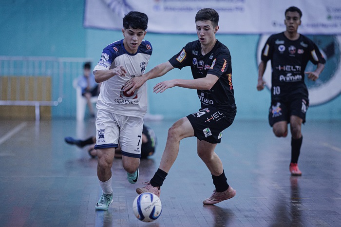 PEDRO DA ACGF/GERENCIAL É O ARTILHEIRO DO PARANAENSE SUB-15 DE FUTSAL