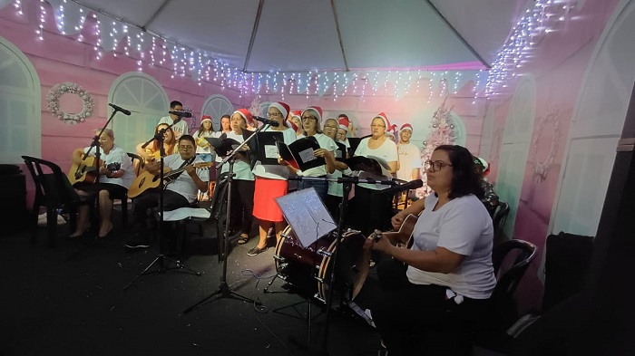 PROJETO SATÉLITE CULTURAL REALIZOU APRESENTAÇÃO DE NATAL NA PRAÇA DA RONDA