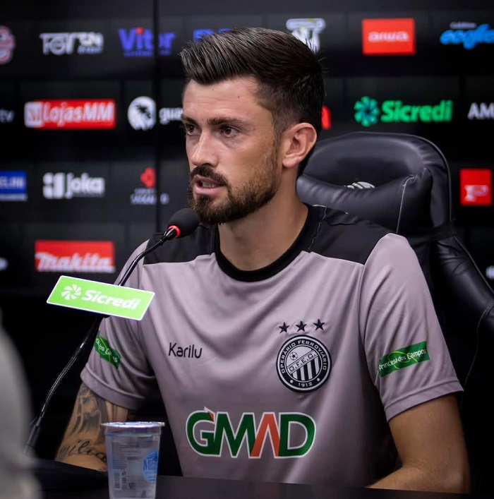 OPERÁRIO APRESENTA O GOLEIRO ELIAS E MEIA JEAN LUCAS PARA A ESTREIA NO ESTADUAL