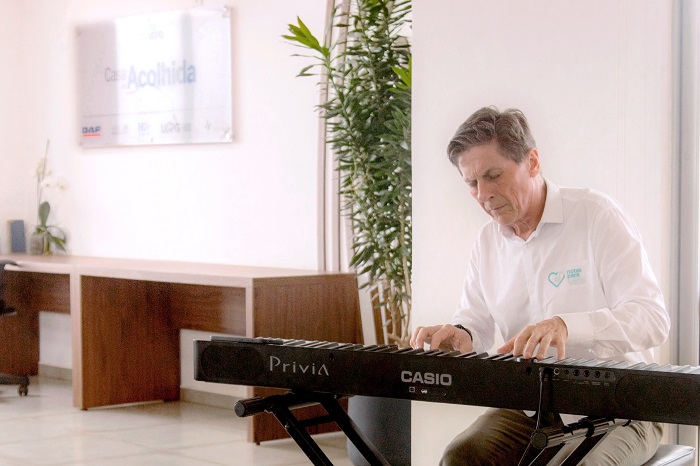 ‘NOTAS PARA VIDA’ LEVA A MÚSICA PARA A CASA DA ACOLHIDA E HOSPITAIS DA UEPG