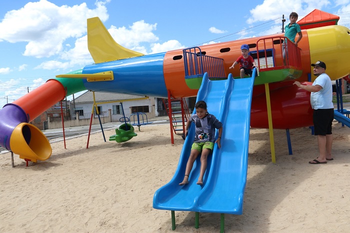 PREFEITURA REVITALIZA PARQUES E PRAÇAS NOS BAIRROS DE PONTA GROSSA