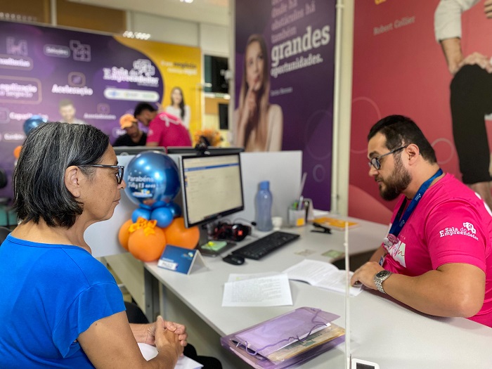 SALA DO EMPREENDEDOR ORIENTA EMPRESAS PARA REGULARIZAR O SIMPLES NACIONAL