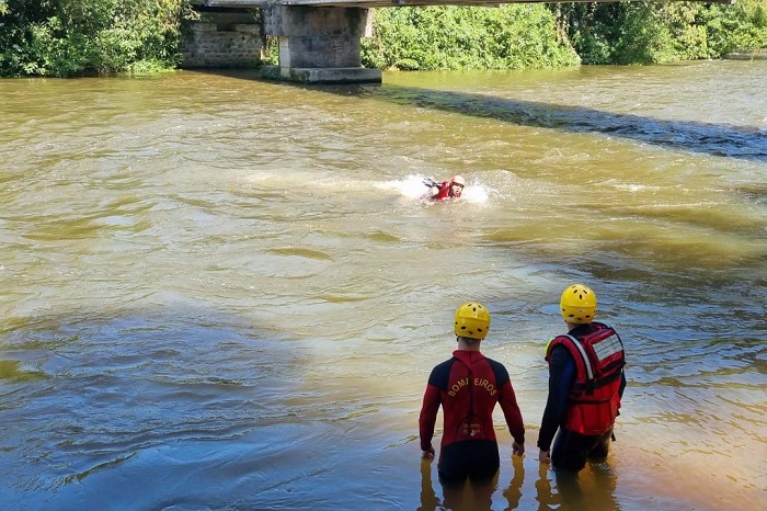 BOMBEIROS DÃO DICAS PARA RECONHECER OS PERIGOS NOS BANHOS DE RIO