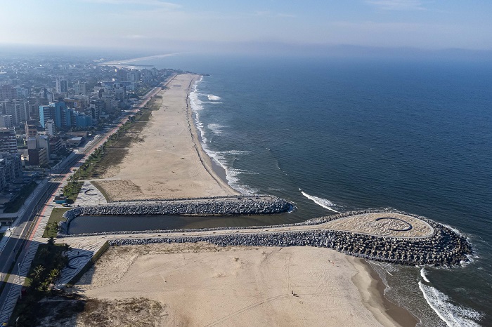 OBRAS DE REVITALIZAÇÃO DA NOVA ORLA DE MATINHOS ATINGEM 97%