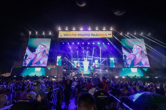 79 MIL PESSOAS VIBRARAM COM SHOW DE GUSTAVO MIOTO EM MATINHOS