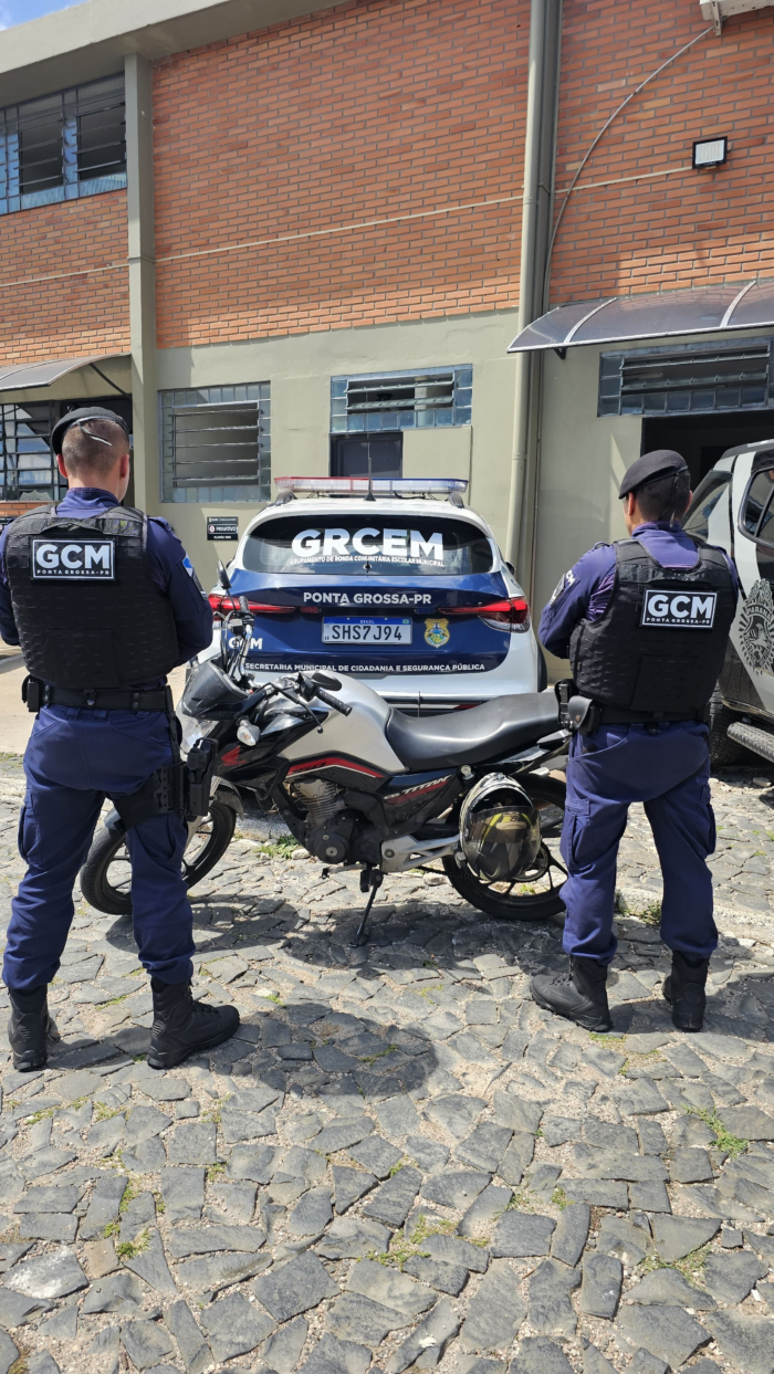 MOTOCICLETA FURTADA EM 2023 É RECUPERADA PELO PRÓPRIO DONO