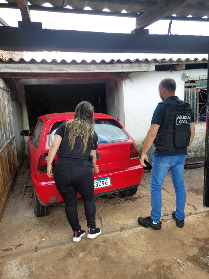 POLÍCIA CIVIL DO PARANÁ RECUPERA VEÍCULO FURTADO