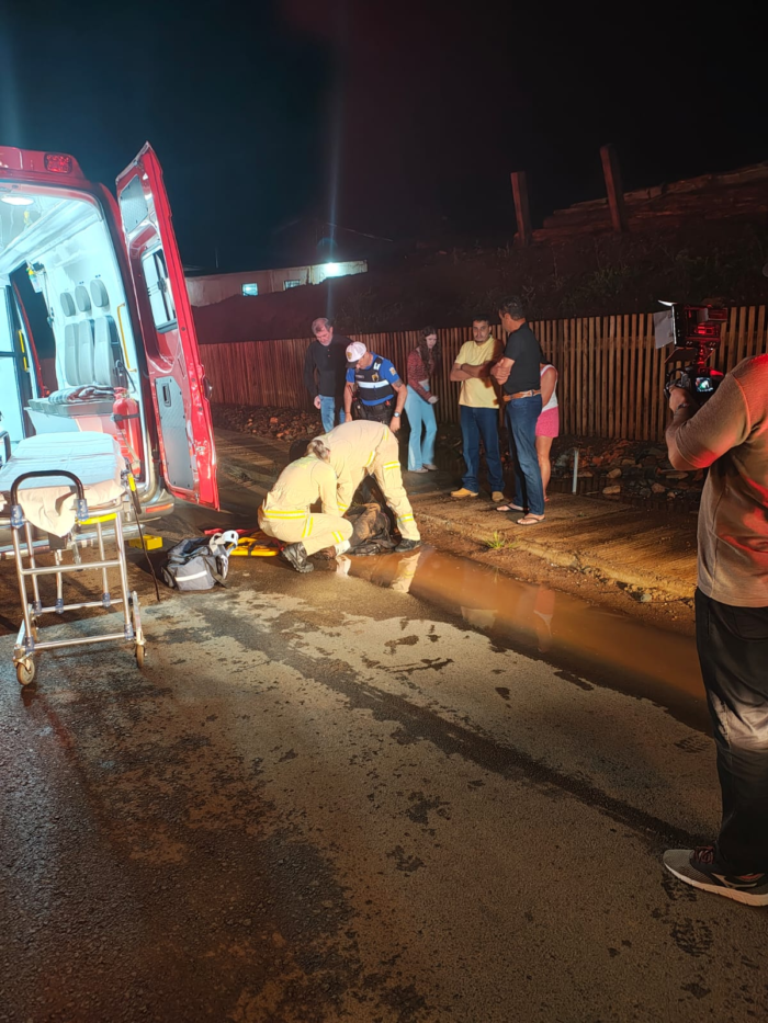 MOTORISTA DISTRAÍDO ATROPELA PEDESTRE