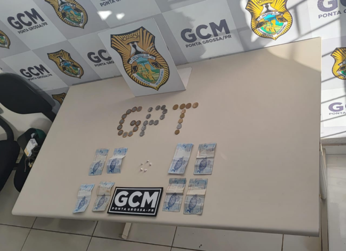 GUARDA MUNICIPAL DESARTICULA PONTO DE TRÁFICO DE DROGAS NO ESTACIONAMENTO DO SHOPPING POPULAR