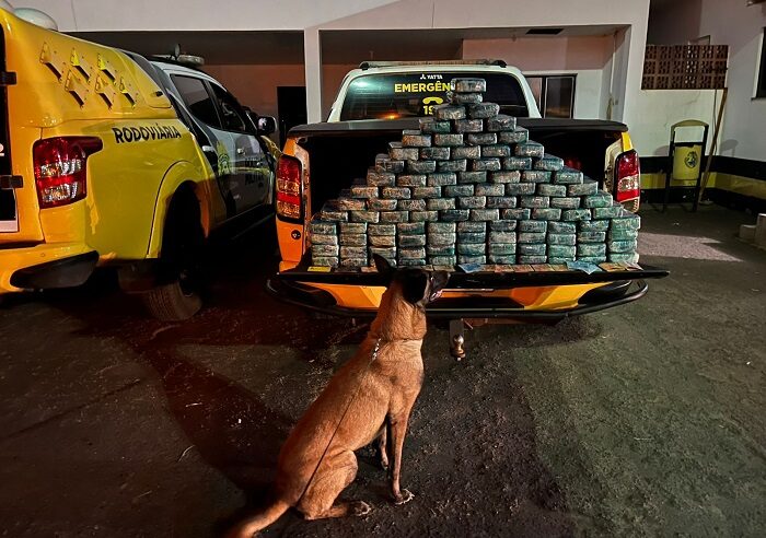 CARRETA É APREENDIDA COM 104 QUILOS DE PASTA BASE DE COCAÍNA