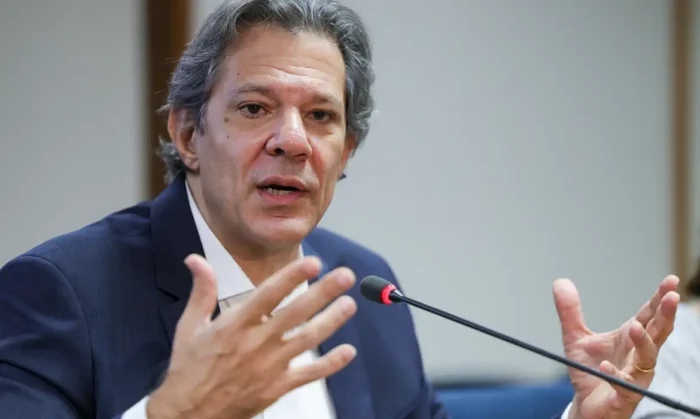 GOVERNO REVOGA REGRA DE MONITORAMENTO DO PIX APÓS ONDA DE FAKE NEWS