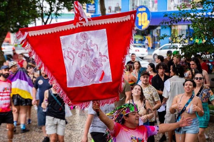 BLOCOS GARANTEM A ANIMAÇÃO DO CARNAVAL EM PONTA GROSSA