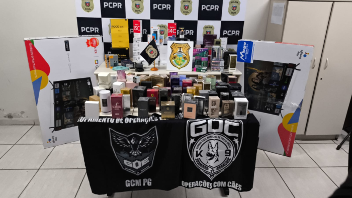 100 MIL REAIS EM MERCADORIAS ESTRANGEIRAS SÃO APREENDIDAS