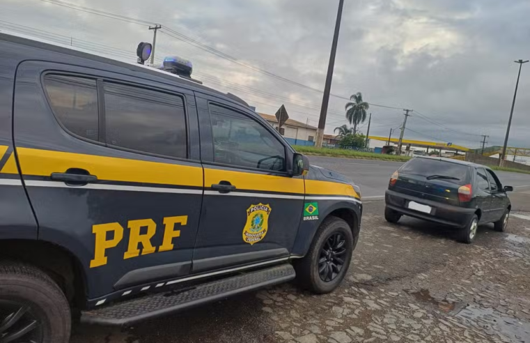 PAI É MULTADO EM MAIS DE R$ 1 MIL APÓS TRANSPORTAR FILHO DE 7 ANOS NO PORTA-MALAS