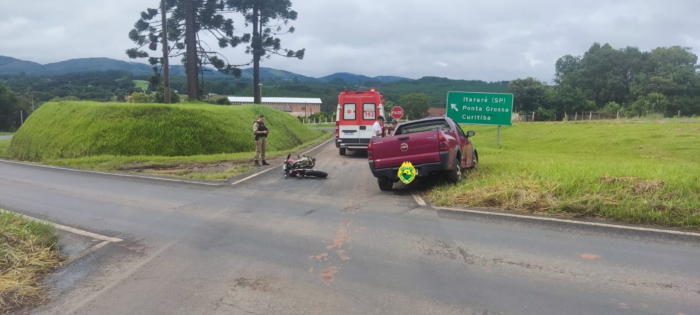 POLICIAL MILITAR FICA GRAVEMENTE FERIDO EM ACIDENTE