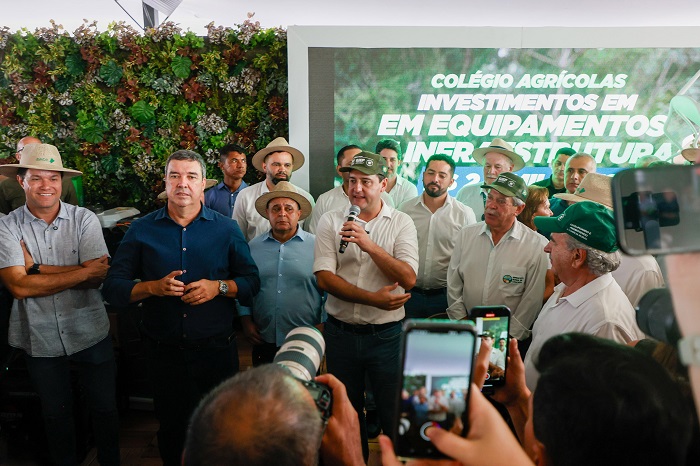 COLÉGIOS AGRÍCOLAS RECEBEM R$ 2,7 MILHÕES EM EQUIPAMENTOS DO GOVERNO DO ESTADO