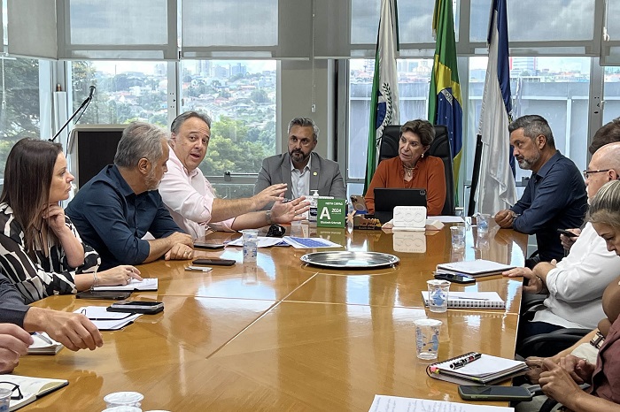 SANEPAR APRESENTA SOLUÇÕES PARA REGULARIZAR O ABASTECIMENTO EM PG