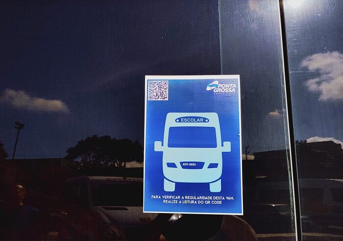 VANS DO TRANSPORTE ESCOLAR PRECISAM REALIZAR VISTORIA NA PREFEITURA