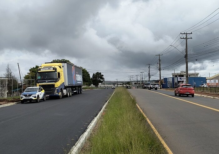 PREFEITURA CONCLUI A 1ª ETAPA DA DUPLICAÇÃO DA RUA VALÉRIO RONCHI EM UVARANAS