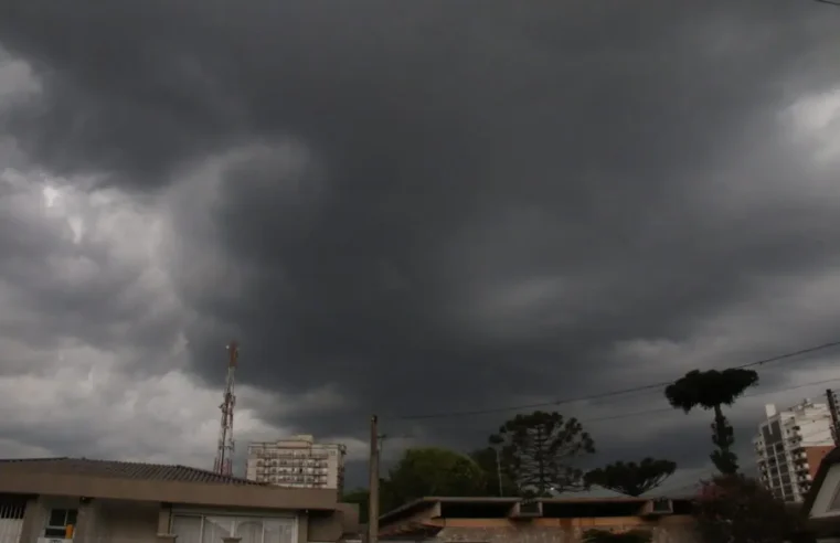 MUDANÇAS NO TEMPO: SEMANA COMEÇA QUENTE, MAS TERMINA MAIS FRIA