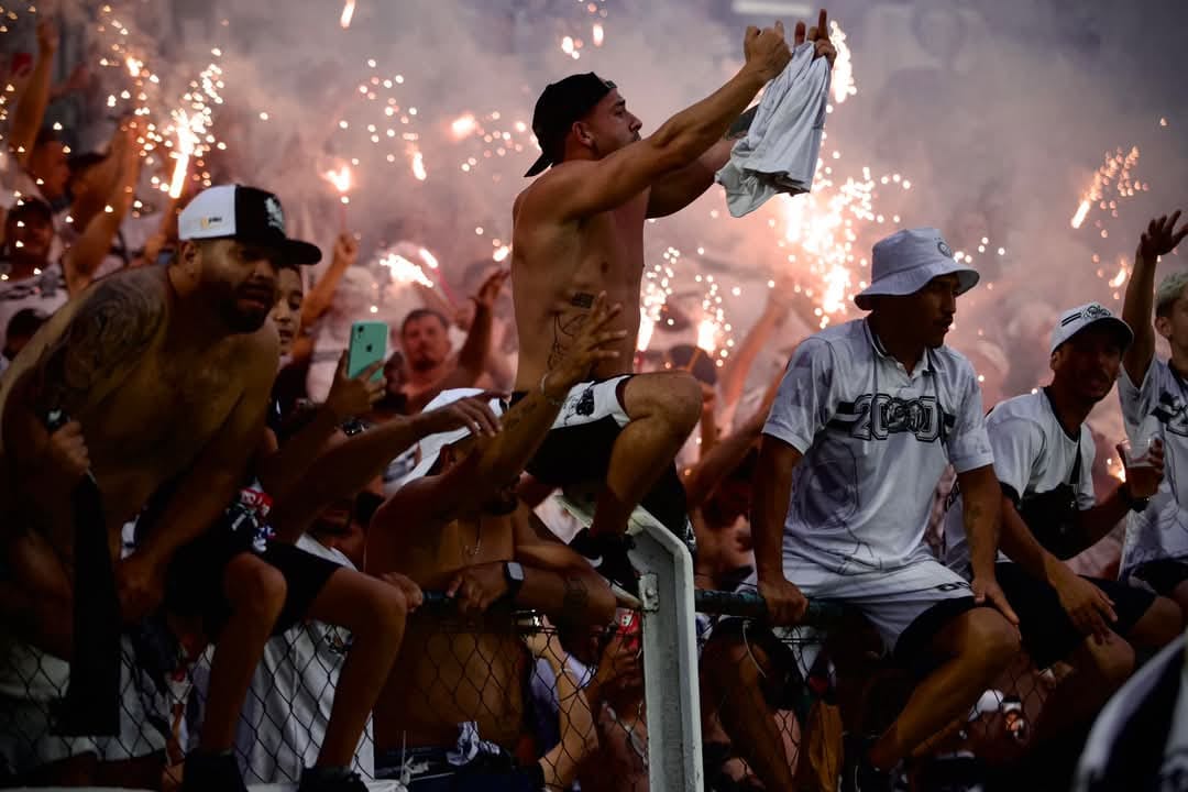 OPERÁRIO ENVIA ‘CARTA’ PARA TORCIDA ALVINEGRA