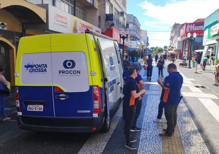PROCON ORIENTA PONTA-GROSSENSES SOBRE OS DIREITOS EM RELAÇÃO À CONTA DE ÁGUA