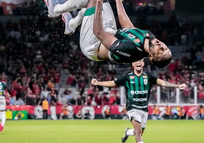 MARINGÁ PASSA PELO ATHLETICO E CAMPEONATO PARANAENSE TEM FESTA DO INTERIOR NA DECISÃO