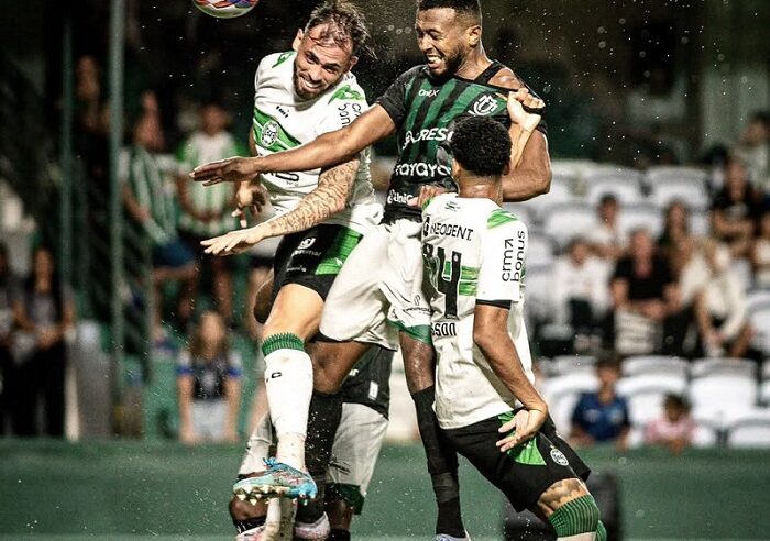 MARINGÁ EMPATA COM O CORITIBA E VAI ENFRENTAR O ATHLETICO NAS SEMIFINAIS