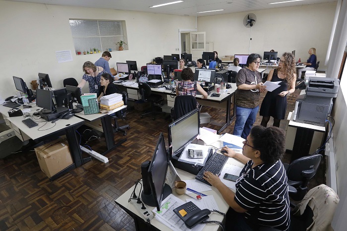 PR TEM A MAIOR EQUIDADE SALARIAL DO BRASIL ENTRE HOMENS E MULHERES NO FUNCIONALISMO