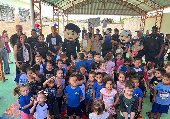 GUARDA MUNICIPAL PARTICIPA DE TARDE DE INTEGRAÇÃO NO CMEI DA CHAPADA