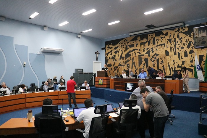CÂMARA APROVA A CRIAÇÃO DE 200 VAGAS PARA AGENTES DE ENDEMIAS NO MUNICÍPIO