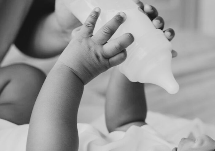 HORROR : HOMEM É PRESO APÓS DAR COCAÍNA MISTURADA AO LEITE PARA BEBÊ DE 1 ANO E 5 MESES