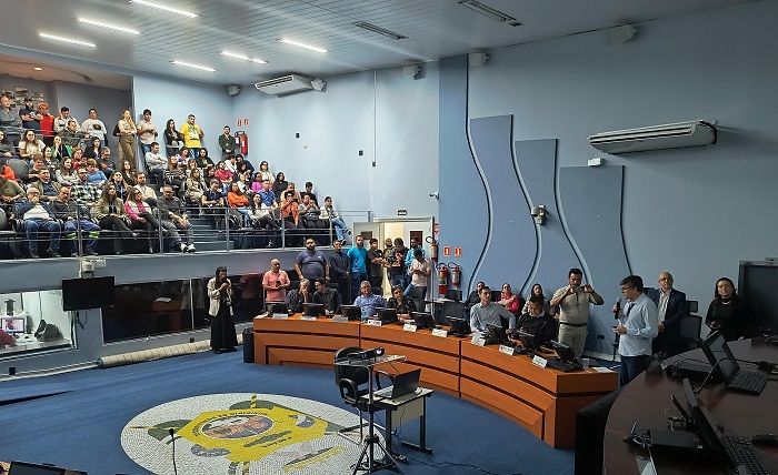 PREFEITURA APRESENTA PLANO DE METAS 2025-2028 NA CÂMARA MUNICIPAL