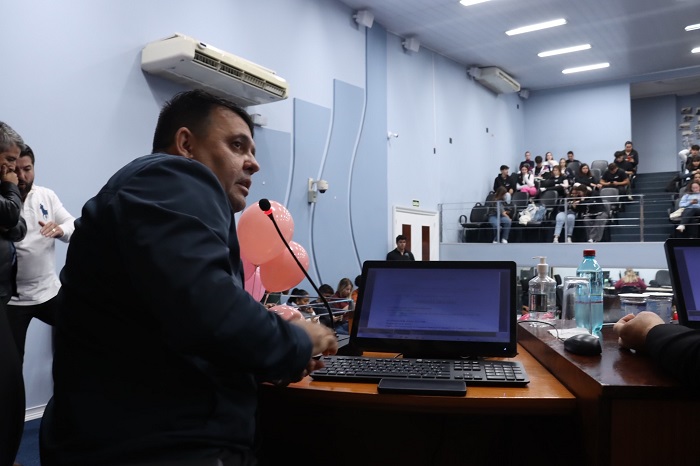 VEREADORES DERRUBAM VETO E APROVAM O “MARÇO LARANJA” EM PONTA GROSSA