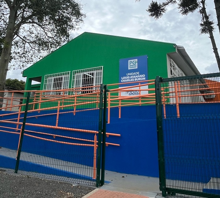 MODERNIZADA A UNIDADE DE SAÚDE DO PERIQUITOS REABRE PARA A COMUNIDADE