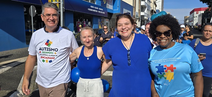 DIA MUNDIAL DO AUTISMO TEVE CAMINHADA DE CONSCIENTIZAÇÃO E LUTA PELA INCLUSÃO