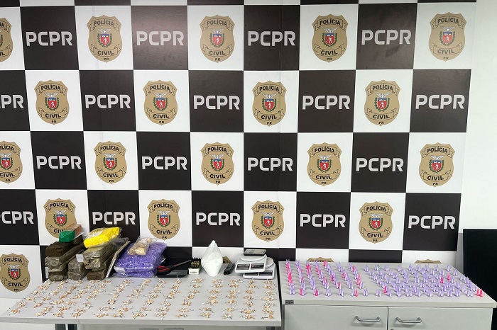 POLÍCIA CIVIL ENCONTRA DEPÓSITO COM MACONHA, COCAÍNA, CRACK E MUNIÇÕES