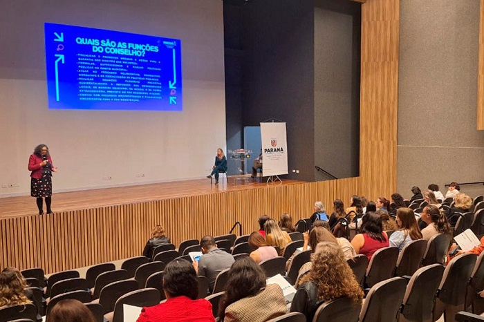 POLÍTICAS PARA MULHERES TEM ENCONTRO DE CAPACITAÇÃO EM PONTA GROSSA