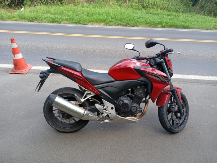 MOTOCICLISTA DE 75 ANOS FICA FERIDO APÓS QUEDA NA PR-151