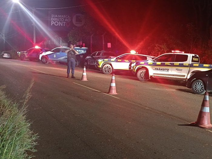 BLITZ DE TRÂNSITO FLAGRA CONDUTORES EMBRIAGADOS EM UVARANAS
