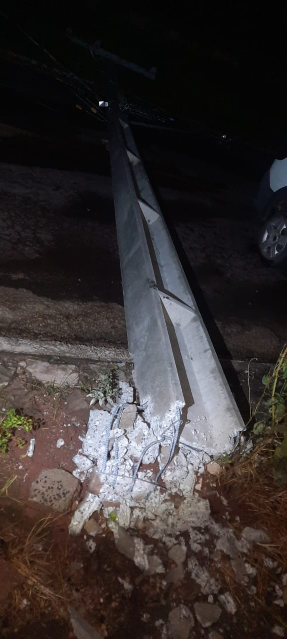 CONDUTOR É PRESO POR EMBRIAGUEZ AO VOLANTE APÓS COLIDIR COM POSTE 