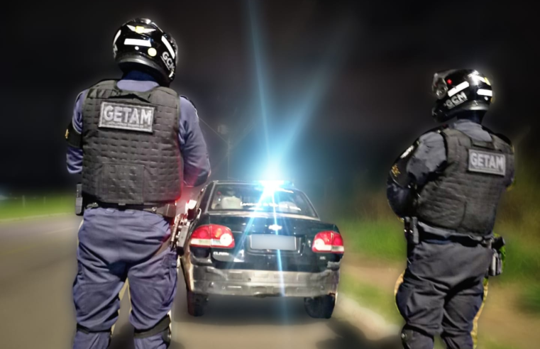 ABORDAGEM DE VEÍCULO FURTADO NO BAIRRO CONTORNO