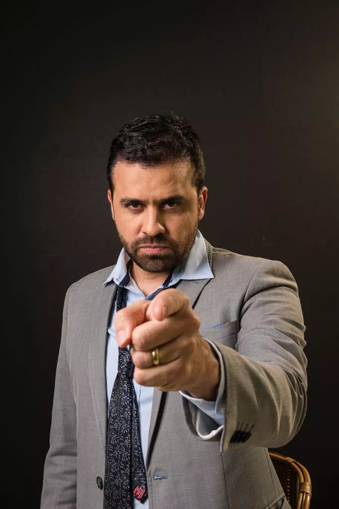 POLÍCIA PRENDE EM FLAGRANTE HOMEM POR FRAUDE ELETRÔNICA, UMA DAS VÍTIMAS, SERIA EMPRESAS LIGADAS AO POLÍTICO PABLO MARÇAL