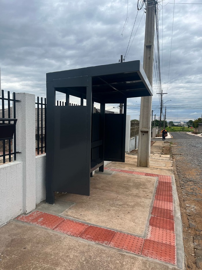 PREFEITURA INSTALA NOVOS PONTOS DE ÔNIBUS NOS BAIRROS DE PONTA GROSSA