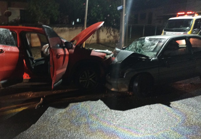 EMBRIAGADO CAUSOU ACIDENTE E FOI PARA A PRISÃO EM PIRAÍ DO SUL