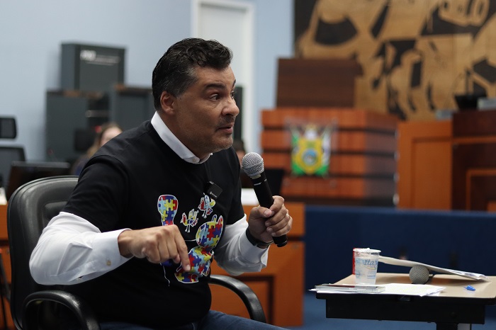 RANGEL AFIRMA À ‘CEI DO LIXO’ QUE O CONTRATO É LEGAL EMBASADO EM LEI MUNICIPAL