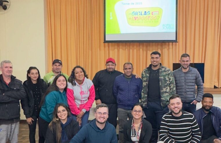 COLÉGIOS PONTA-GROSSENSES RECEBEM A VISITA DA ACIPG JOVEM NO ‘FEIRÃO DO IMPOSTO’