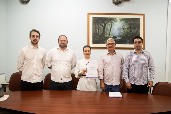 CPI DA SANEPAR NA CÂMARA MUNICIPAL APRESENTA RELATÓRIO E SUGERE MULTA DE R$ 12,5 MILHÕES